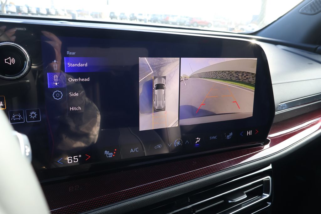 Thumbnail: 2026 Chevrolet Traverse - 26