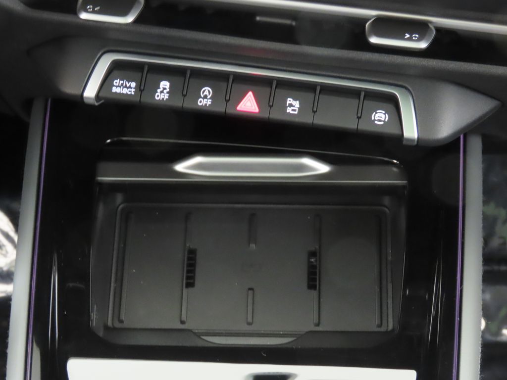 Thumbnail: 2026 Audi Q3 - 21
