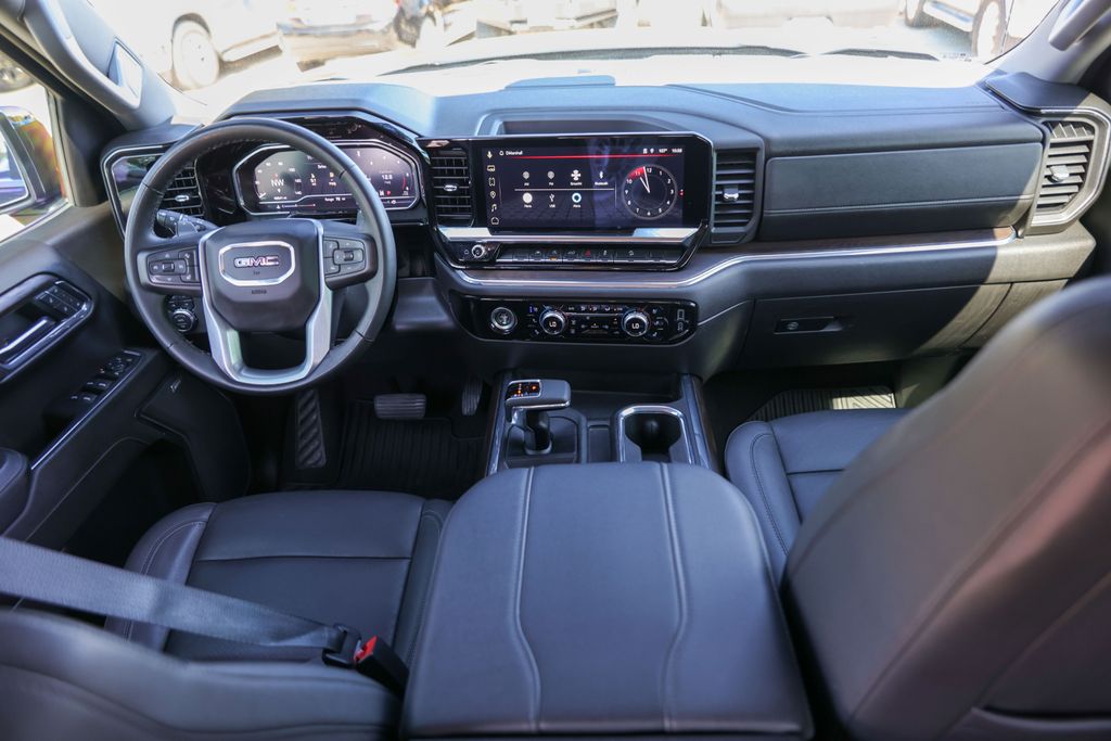 Used 2024 Black GMC SLT image 28