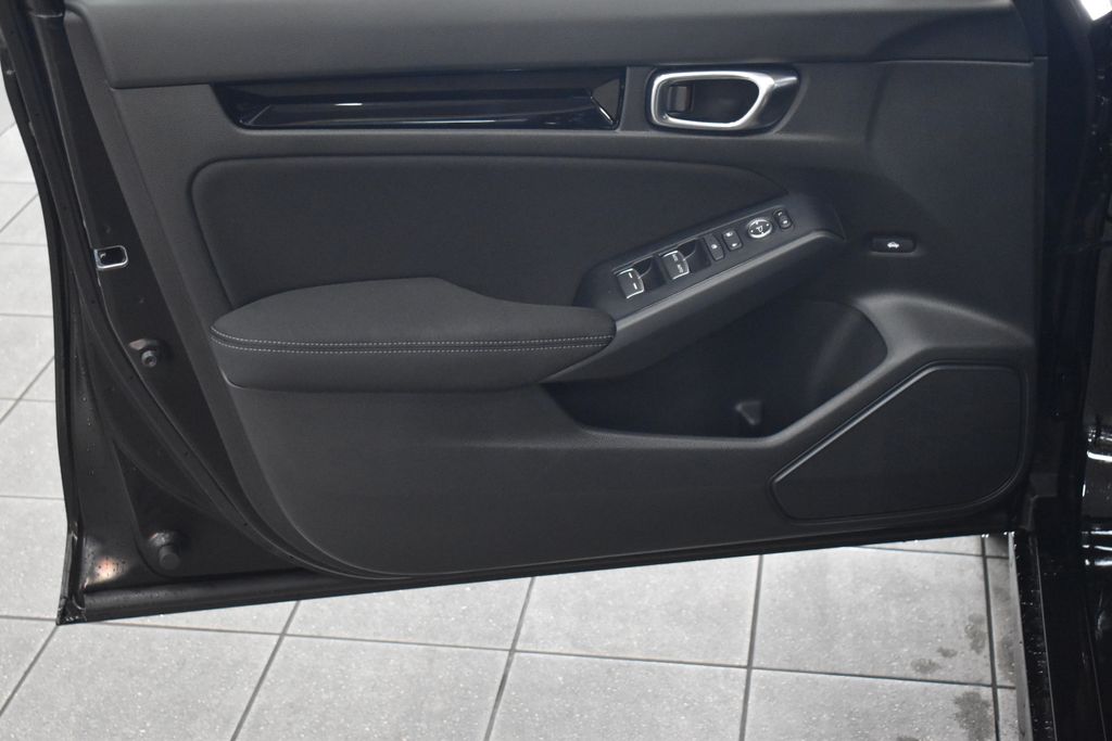 2025 Honda Civic Sport 8