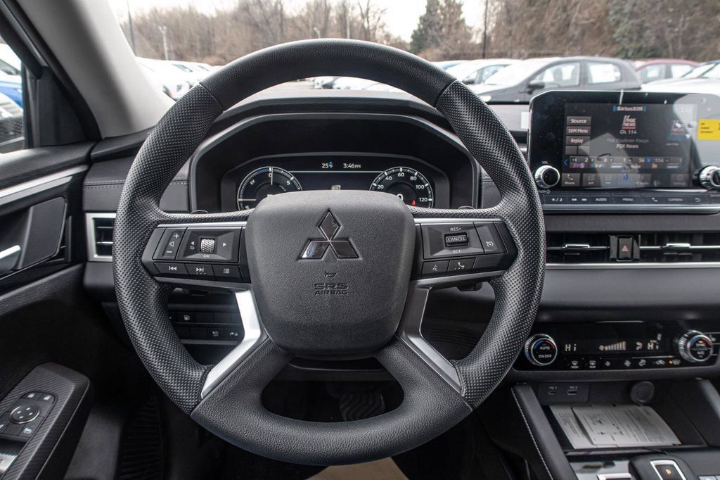2025 Mitsubishi Outlander PHEV ES S-AWC