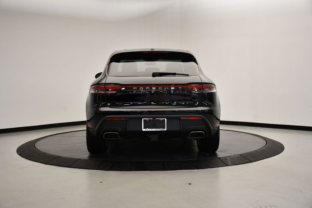 Thumbnail: 2025 Porsche Macan - 6