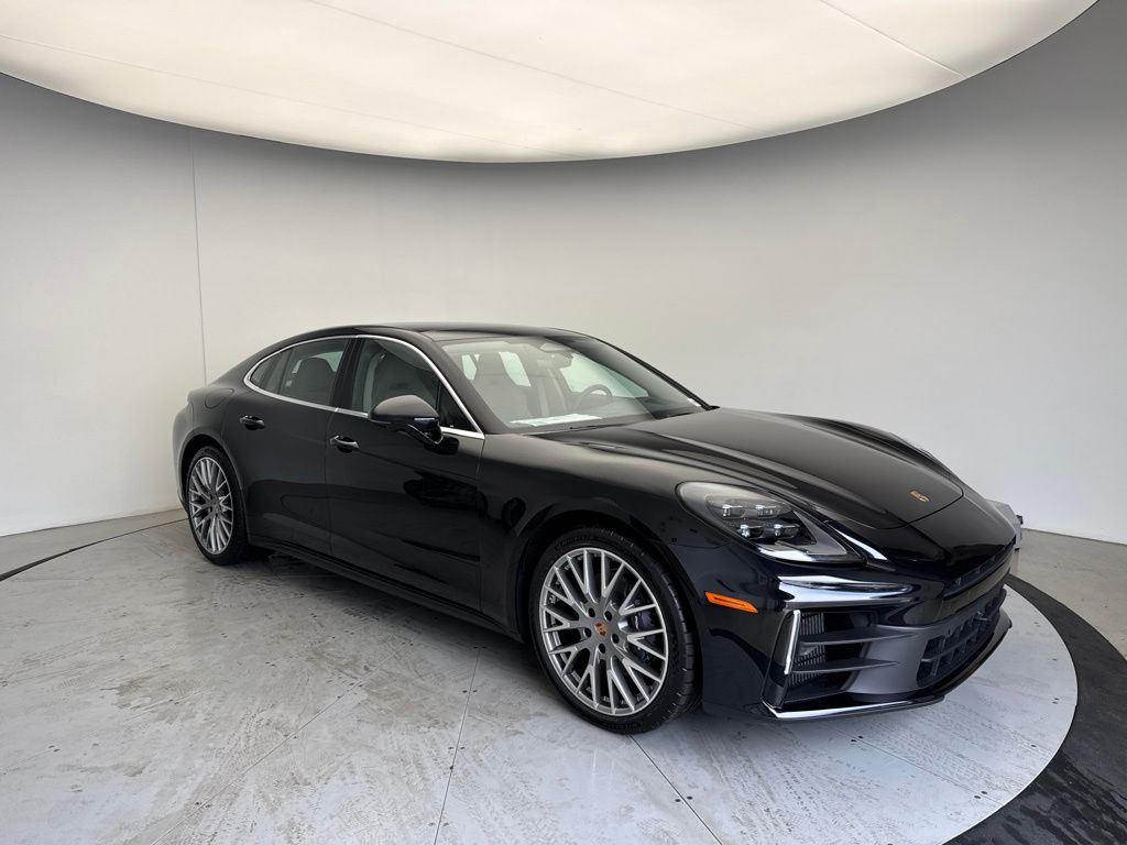 Thumbnail: 2026 Porsche Panamera - 8