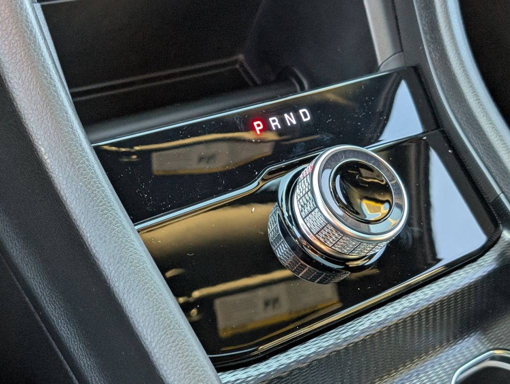 new 2026 Jeep Grand Cherokee car, priced at $46,725