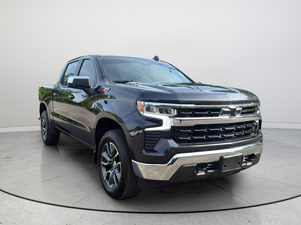 Used 2022 Chevrolet Silverado 1500 LT 4D Crew Cab