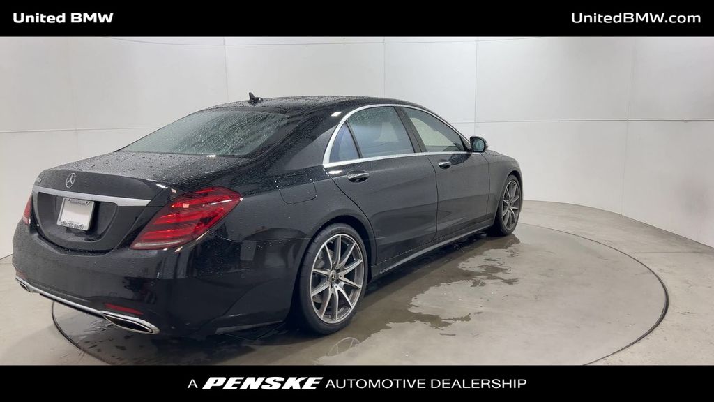 2018 Mercedes-Benz S-Class S 560 8