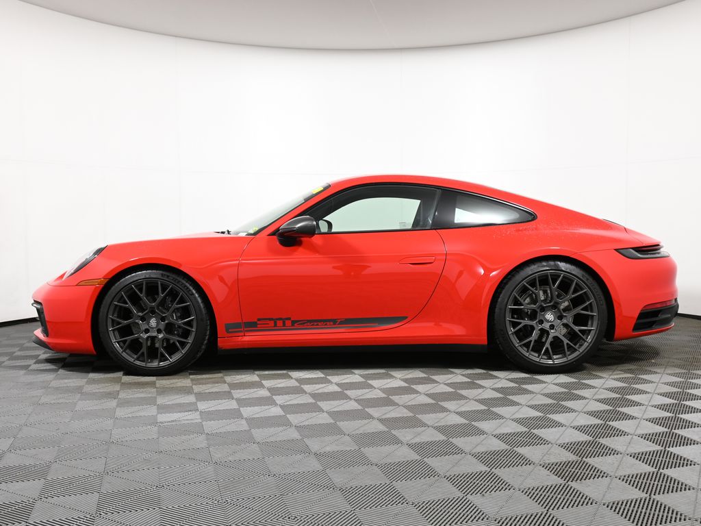 2023 Porsche 911 Carrera T 2