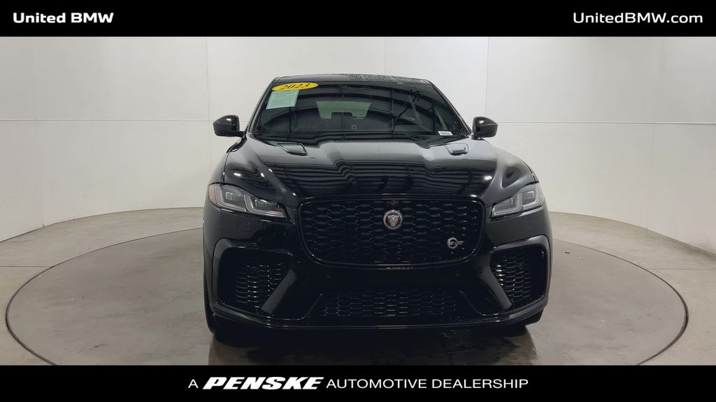 2023 Jaguar F-Pace SVR 3