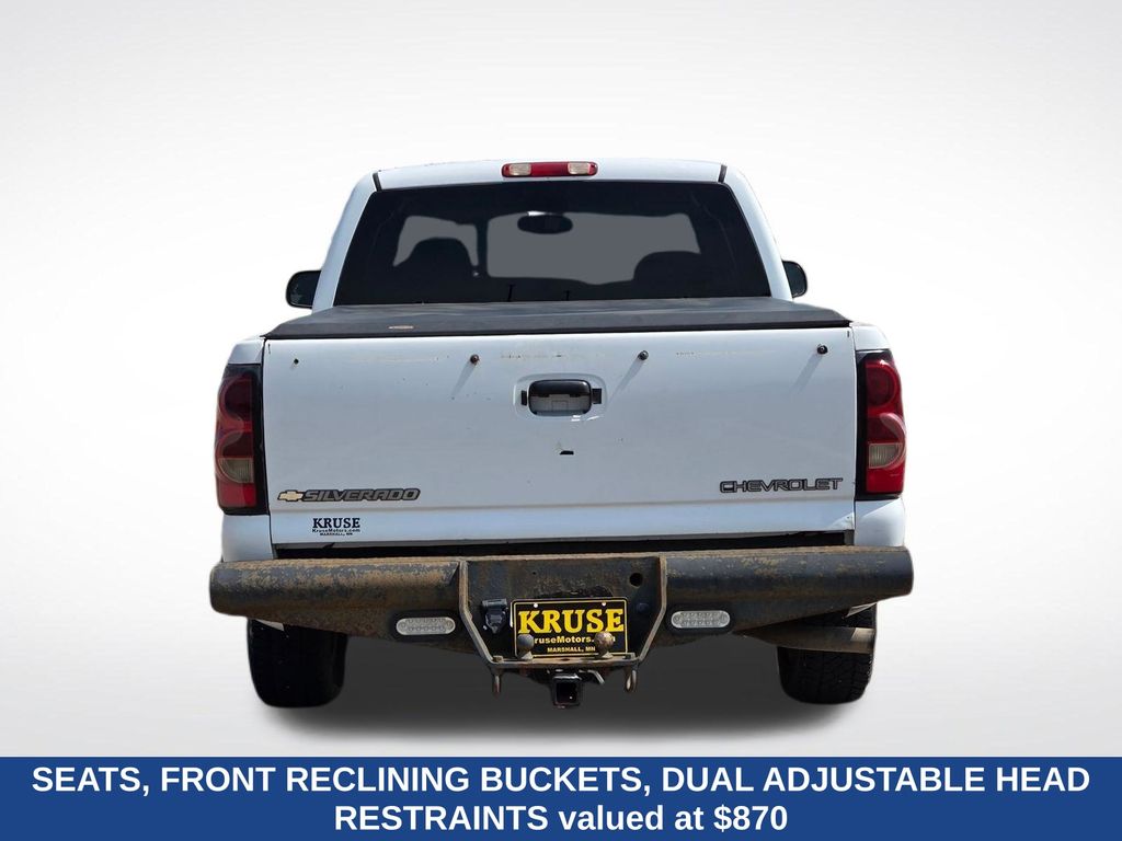 2005 Chevrolet Silverado 1500 LS