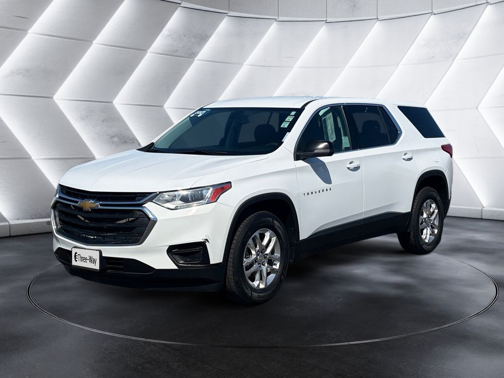 Summit White 2021 Chevrolet Traverse SUV / Crossover Front-Wheel Drive 9-Speed Automatic