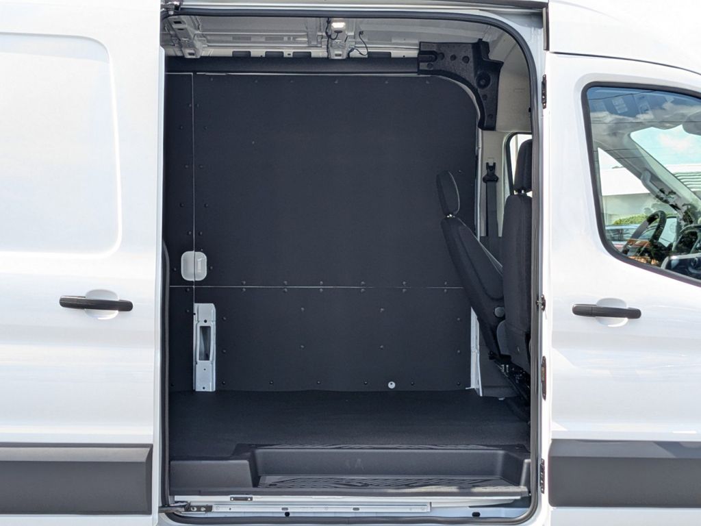 2025 Ford Transit-250 Cargo Van 