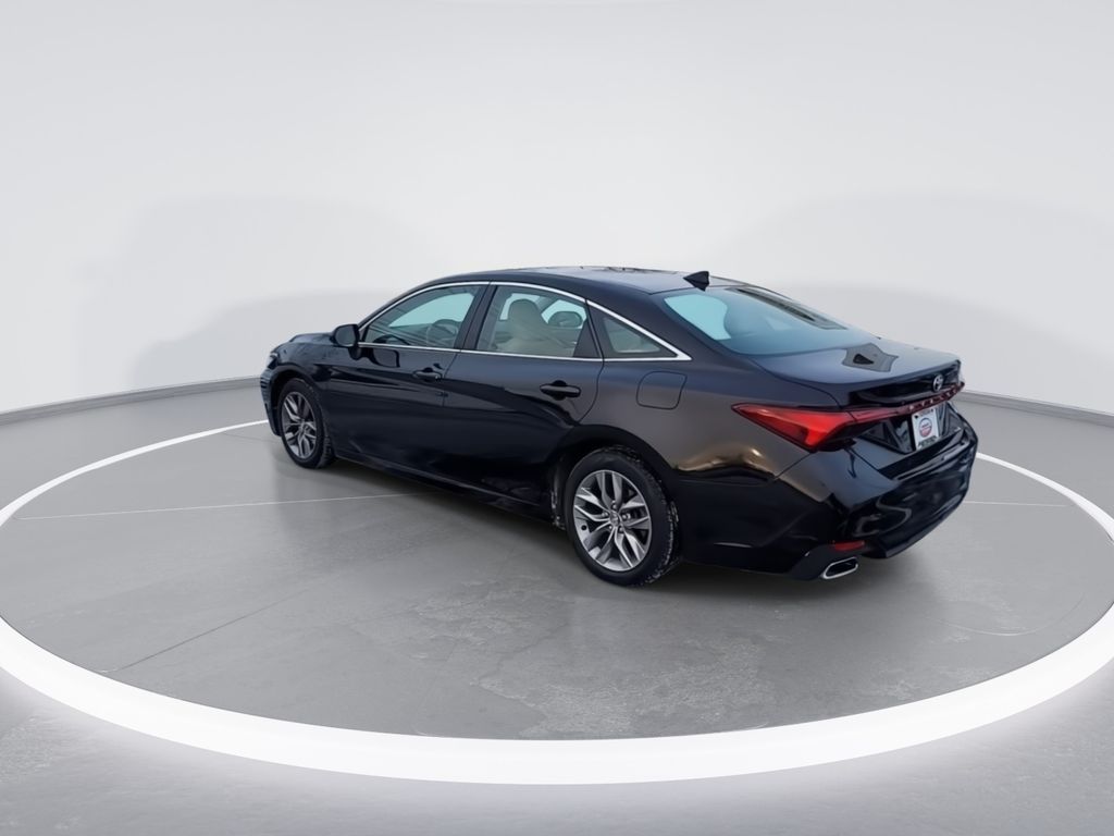 2020 Toyota Avalon XLE 6