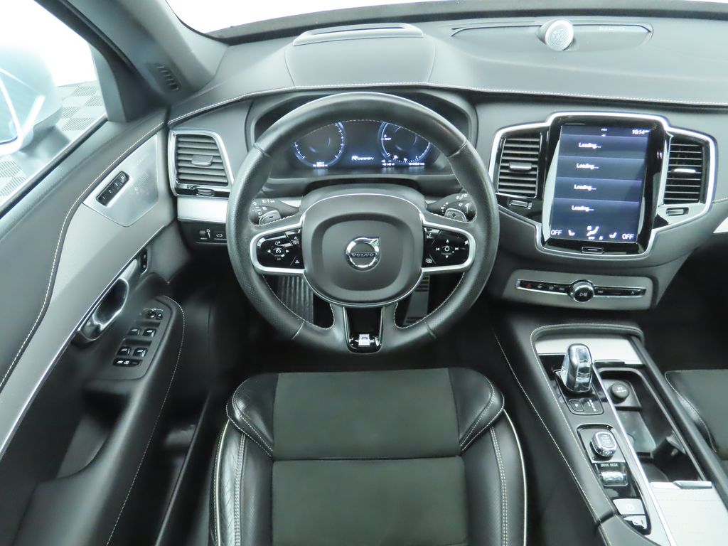 2019 Volvo XC90 T8 R-Design 10
