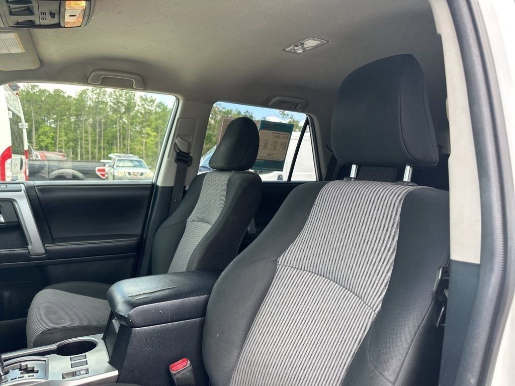 2016 Super White Toyota 4Runner SR5 RWD SUV