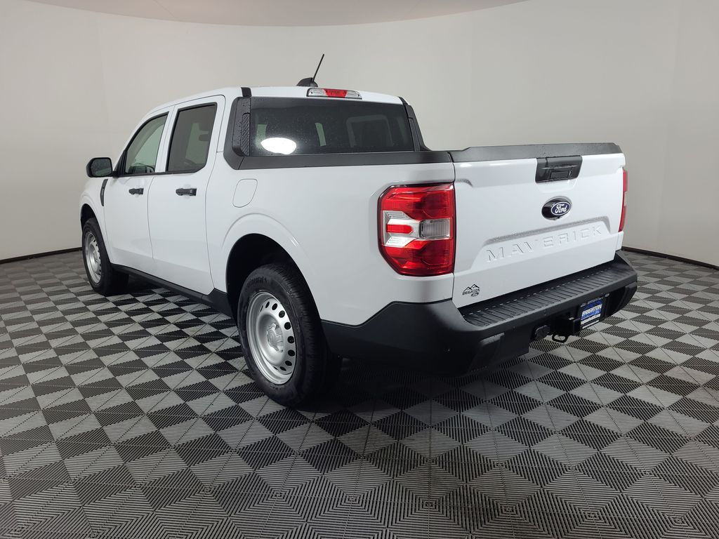 View vehicle photo 5