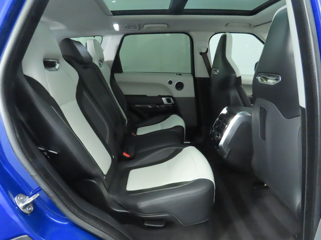 Thumbnail: 2021 Land Rover Range Rover Sport - 23