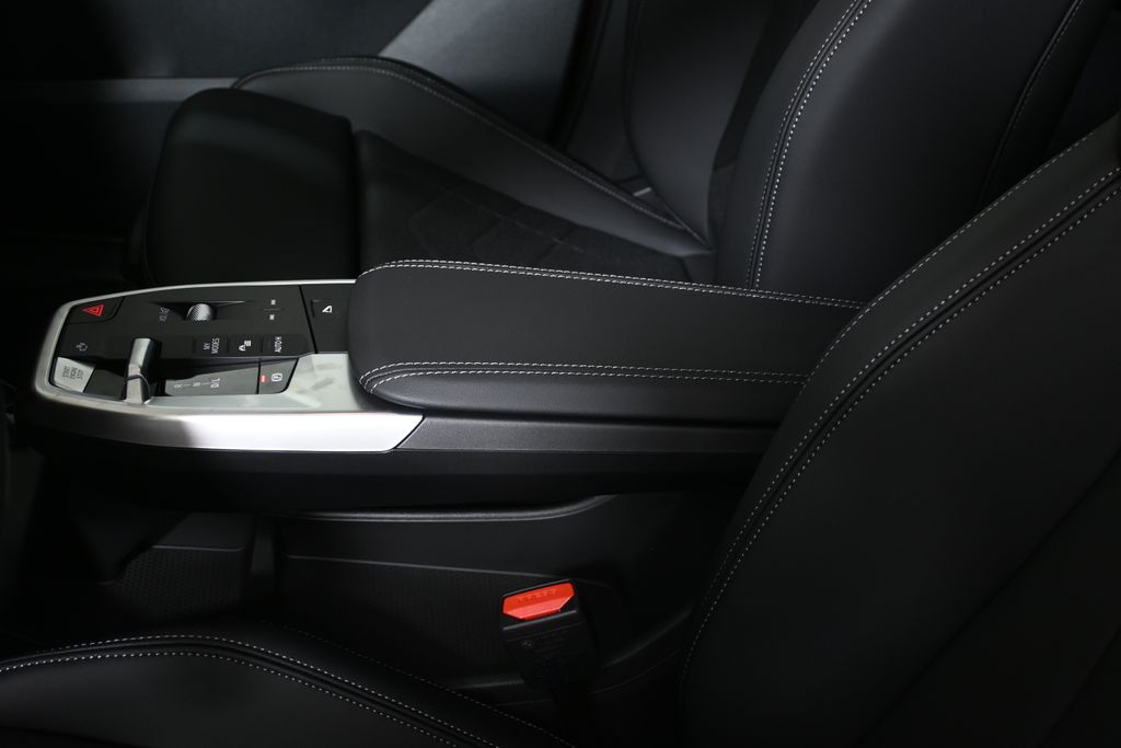 Thumbnail: 2026 BMW X1 - 24