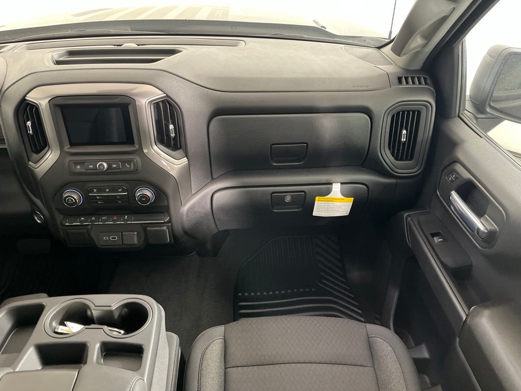 Thumbnail: 2026 Chevrolet Silverado 1500 - 15