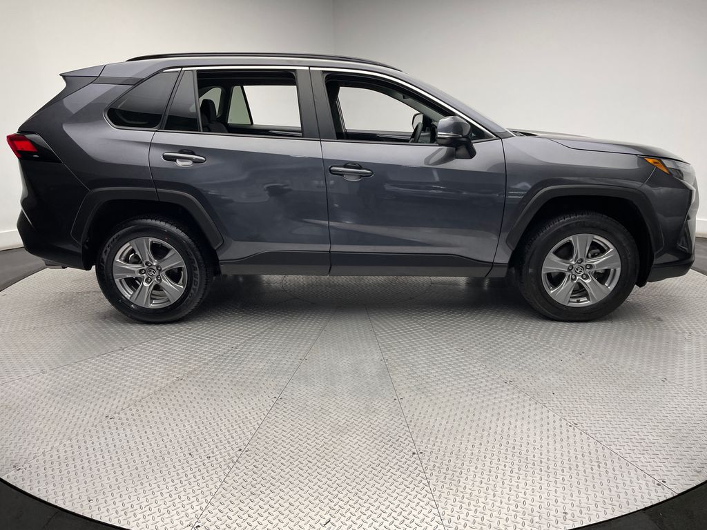2024 Toyota RAV4 XLE 4