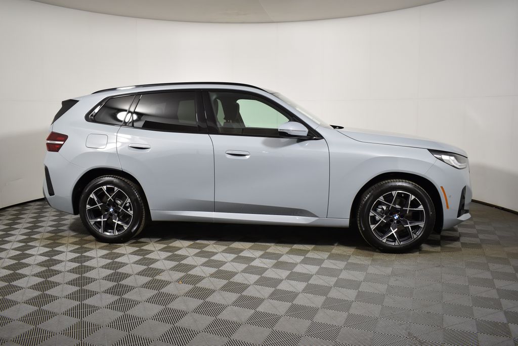 Thumbnail: 2026 BMW X3 - 8