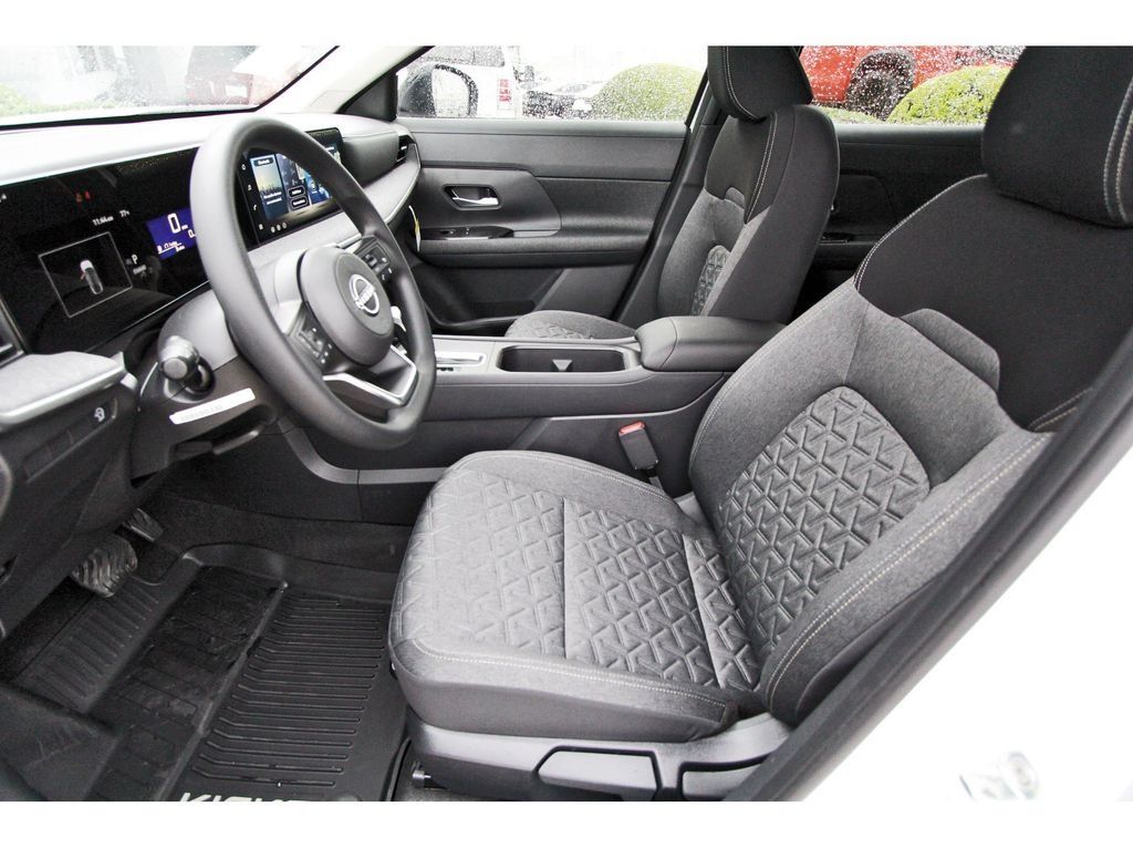 2026 Nissan Kicks SV - 5