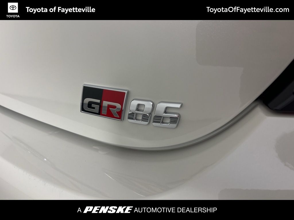 Thumbnail: 2024 Toyota GR86 - 3