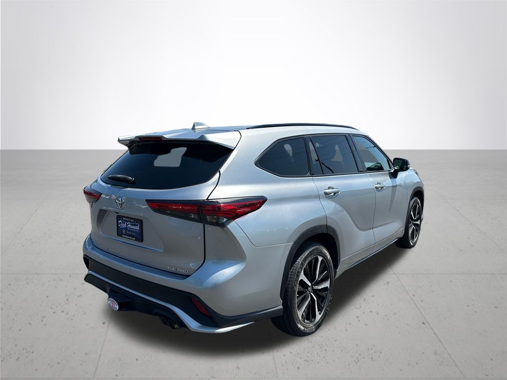 2021 Toyota Highlander XSE