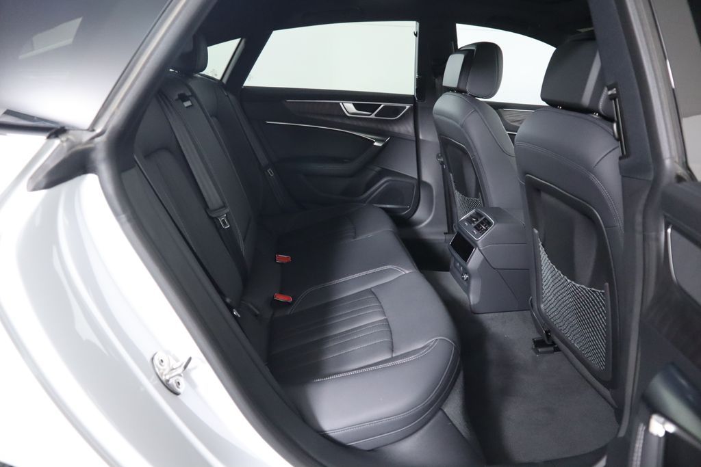 Thumbnail: 2025 Audi A7 - 23