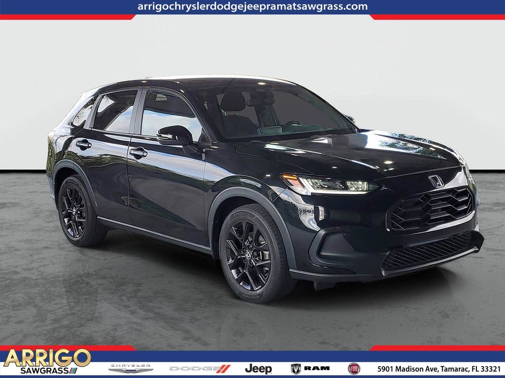 2024 Honda HR-V media 1