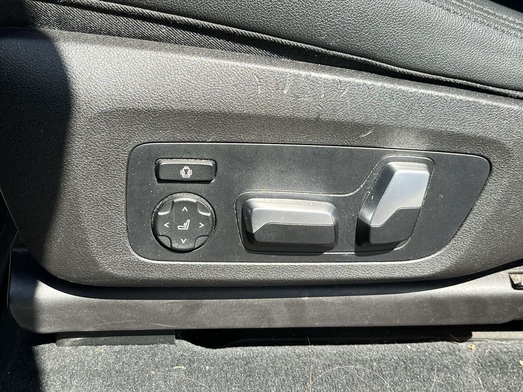 Thumbnail: 2019 BMW X3 - 12