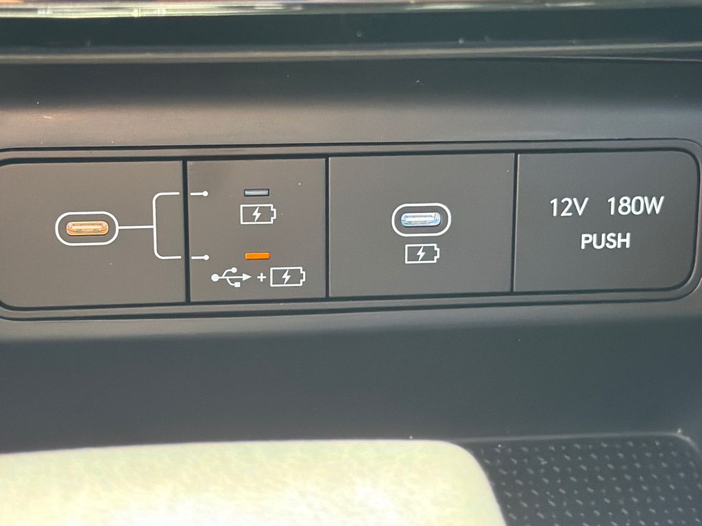 New 2026 Black HYUNDAI SEL image 31