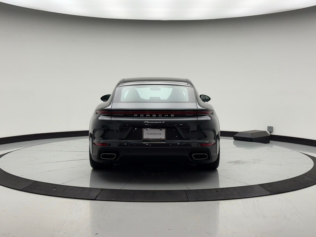Thumbnail: 2026 Porsche Panamera - 10