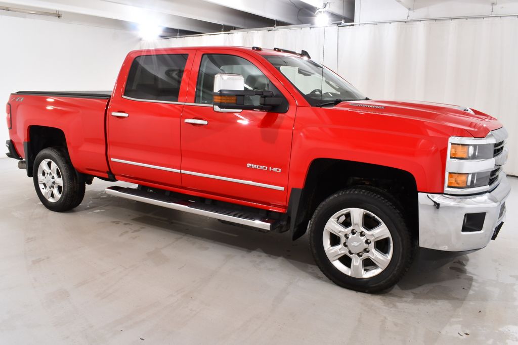 Used 2019 Red Chevrolet LTZ Diesel image 5