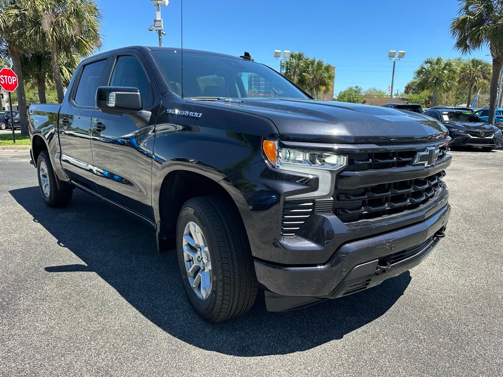 2024 Chevrolet Silverado 1500 RST 10