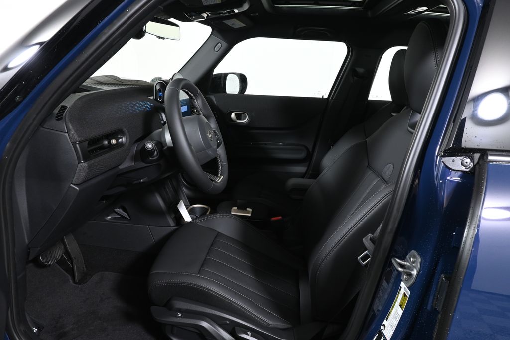 Thumbnail: 2027 MINI Cooper - 3