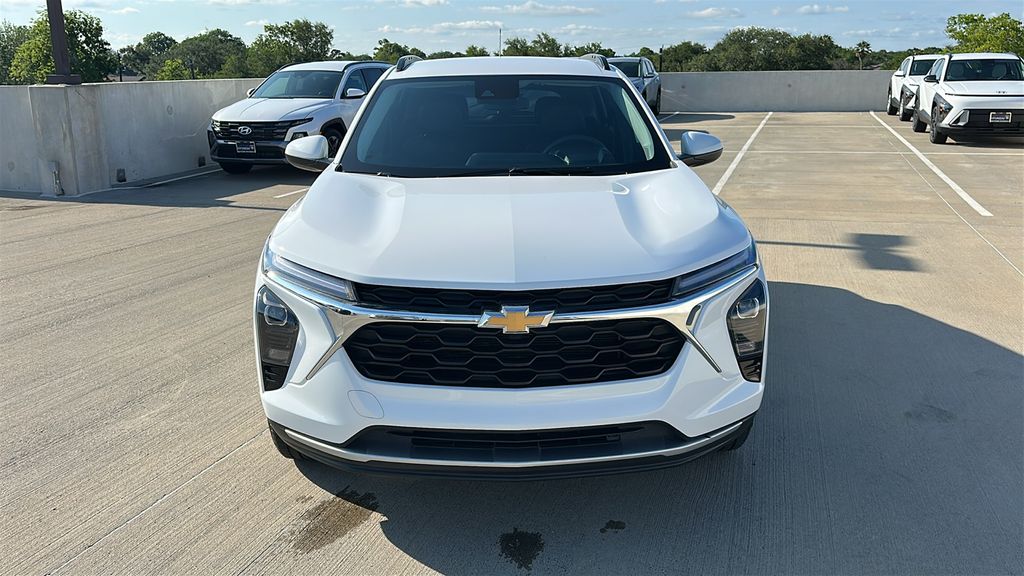 2025 Chevrolet Trax LT White at Classic Chevrolet Galveston