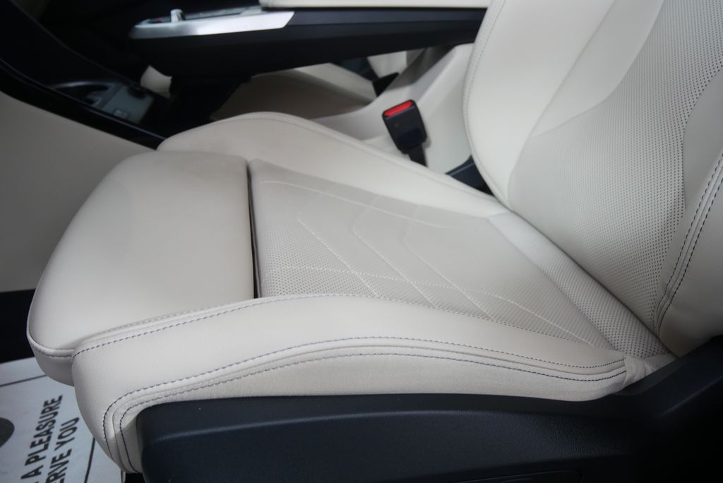 Thumbnail: 2025 BMW X2 - 9