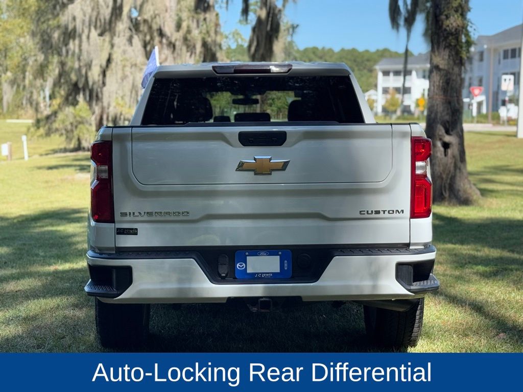 2022 Chevrolet Silverado 1500 LTD 4WD Crew Cab Short Bed Custom