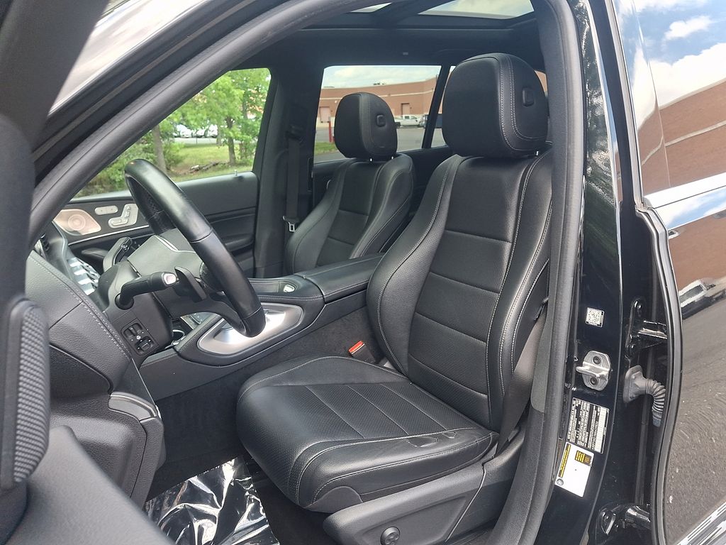 Thumbnail: 2021 Mercedes-Benz GLS - 13