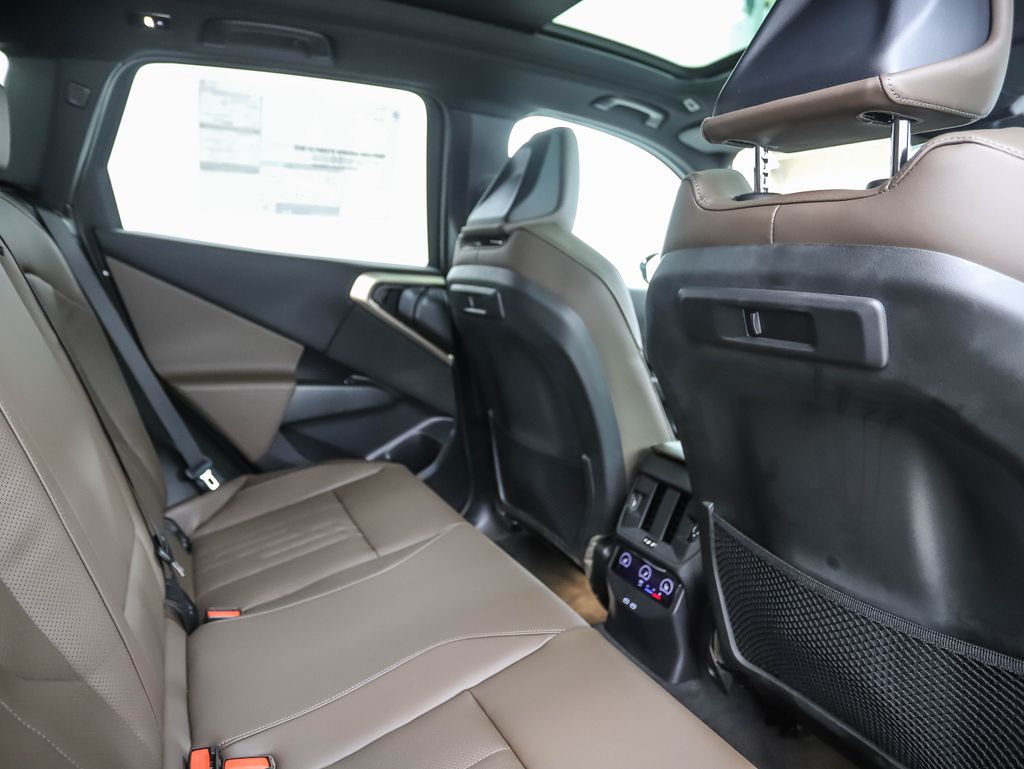 Thumbnail: 2025 BMW X3 - 25