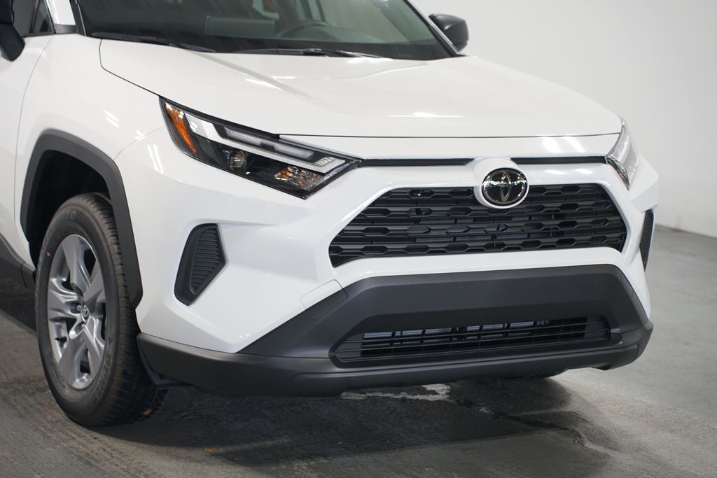 Thumbnail: 2025 Toyota RAV4 - 4