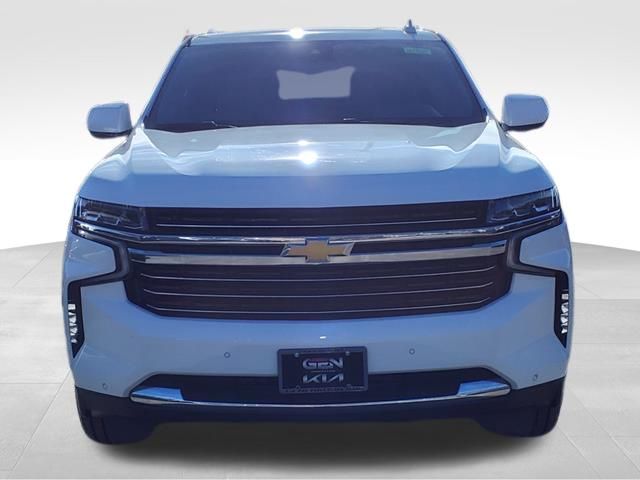 2023 Chevrolet Suburban LT 2