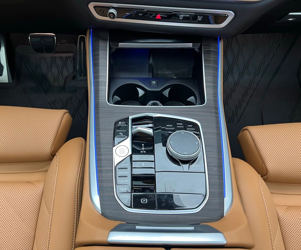 Thumbnail: 2024 BMW X5 - 12