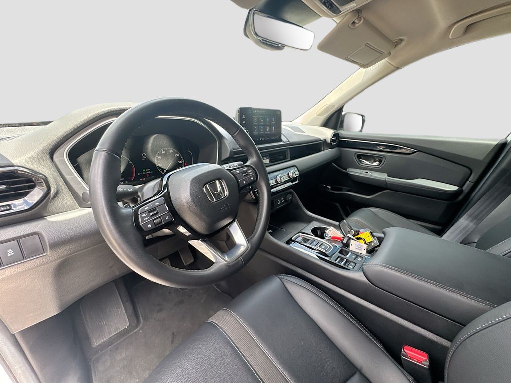 Used 2025 White Honda EX-L image 9