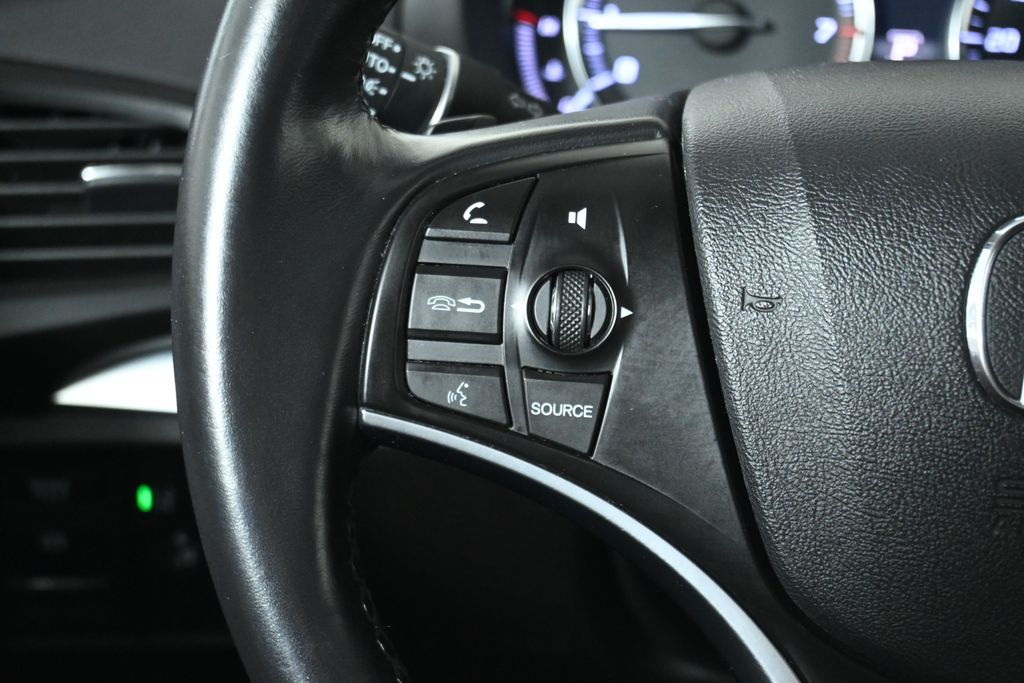 Thumbnail: 2020 Acura MDX - 18