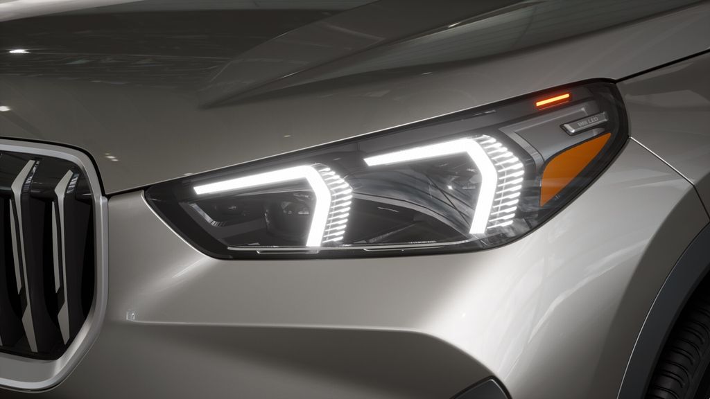 Thumbnail: 2026 BMW X1 - 6