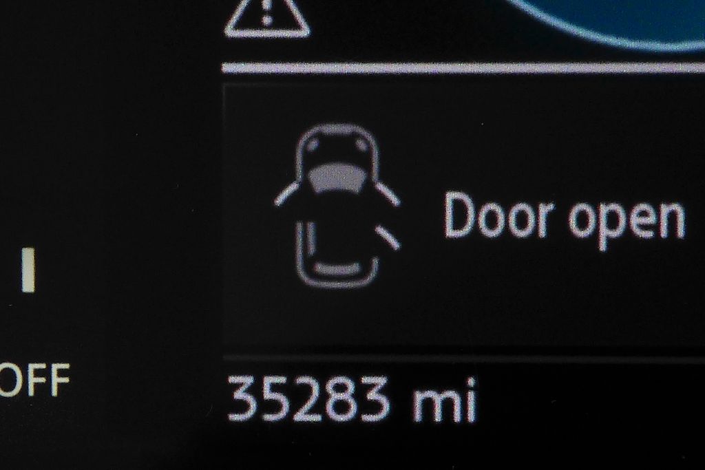 Thumbnail: 2022 MINI Cooper - 31