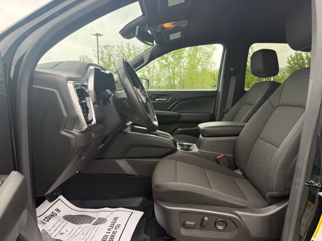 2024 GMC Canyon