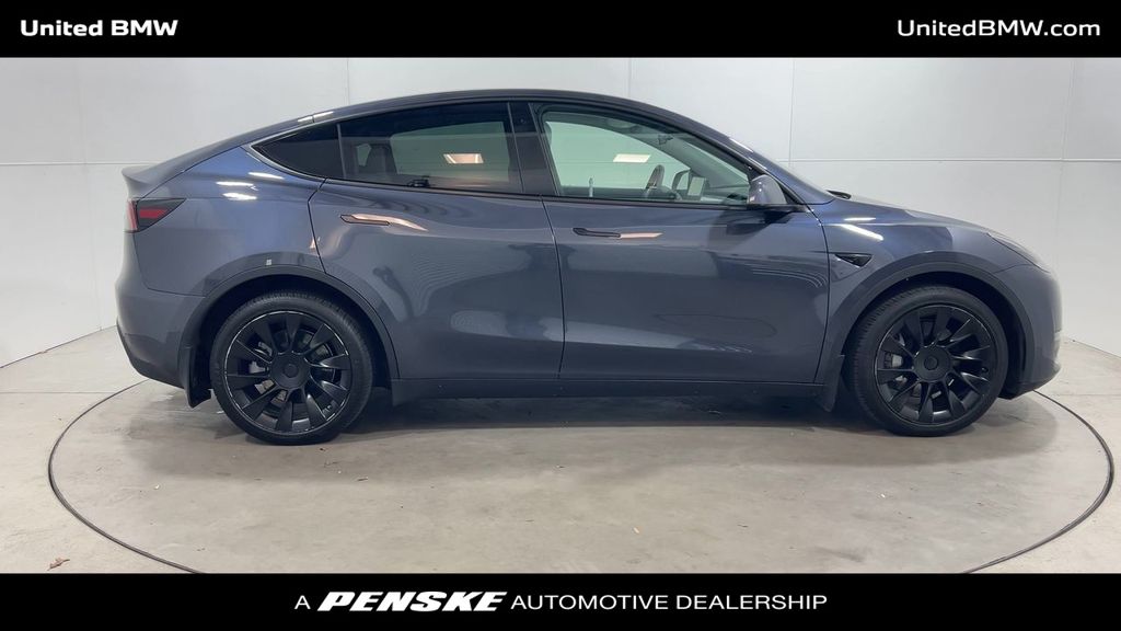 2022 Tesla Model Y Long Range 9