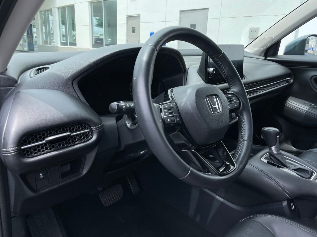 2023 Honda HR-V EX-L 28
